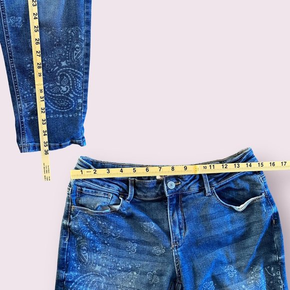 SO | Girl’s | Patterned Ripped Jeans | Size: 16 Plus - Picture 4 of 6